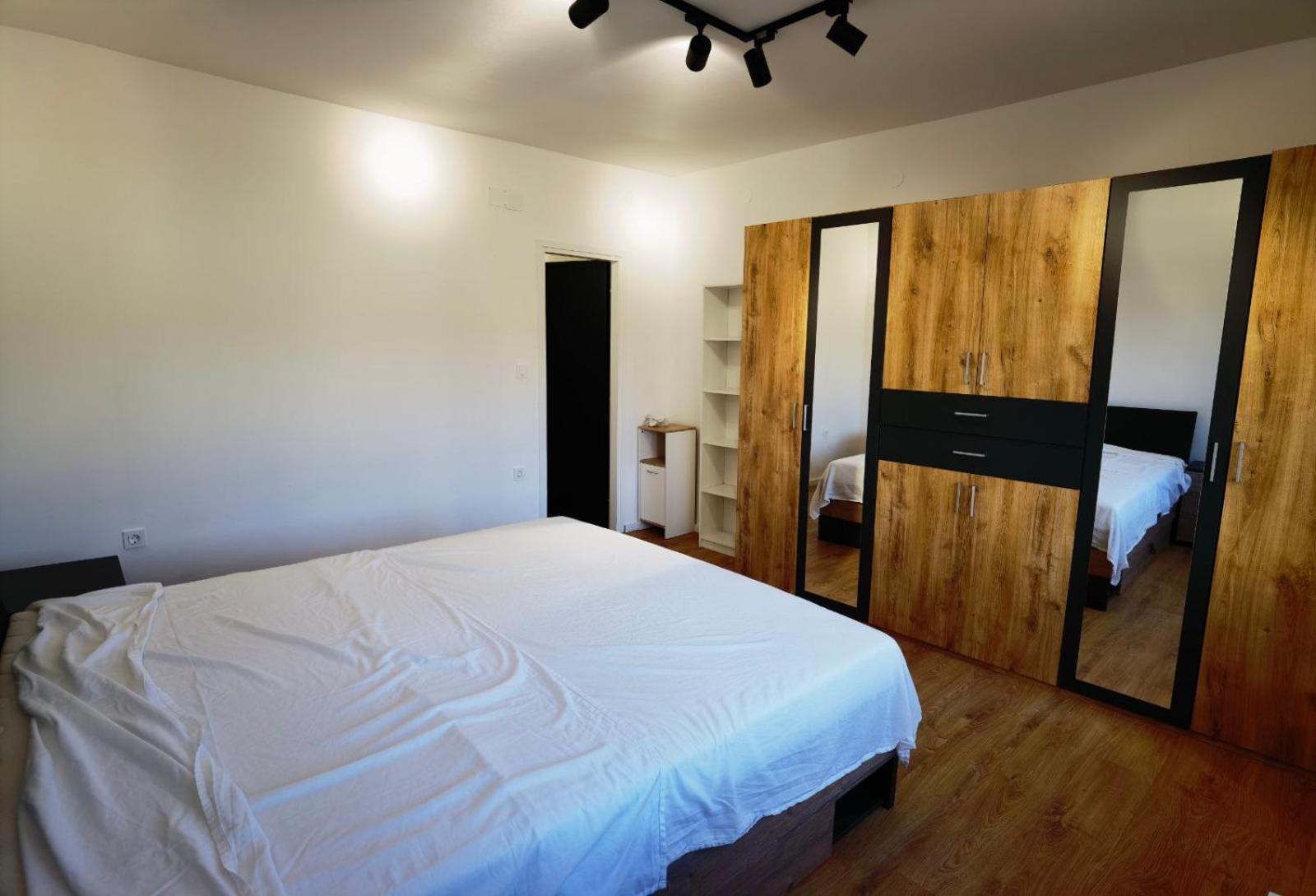 Apartments Dijana Supetarska Draga Luaran gambar