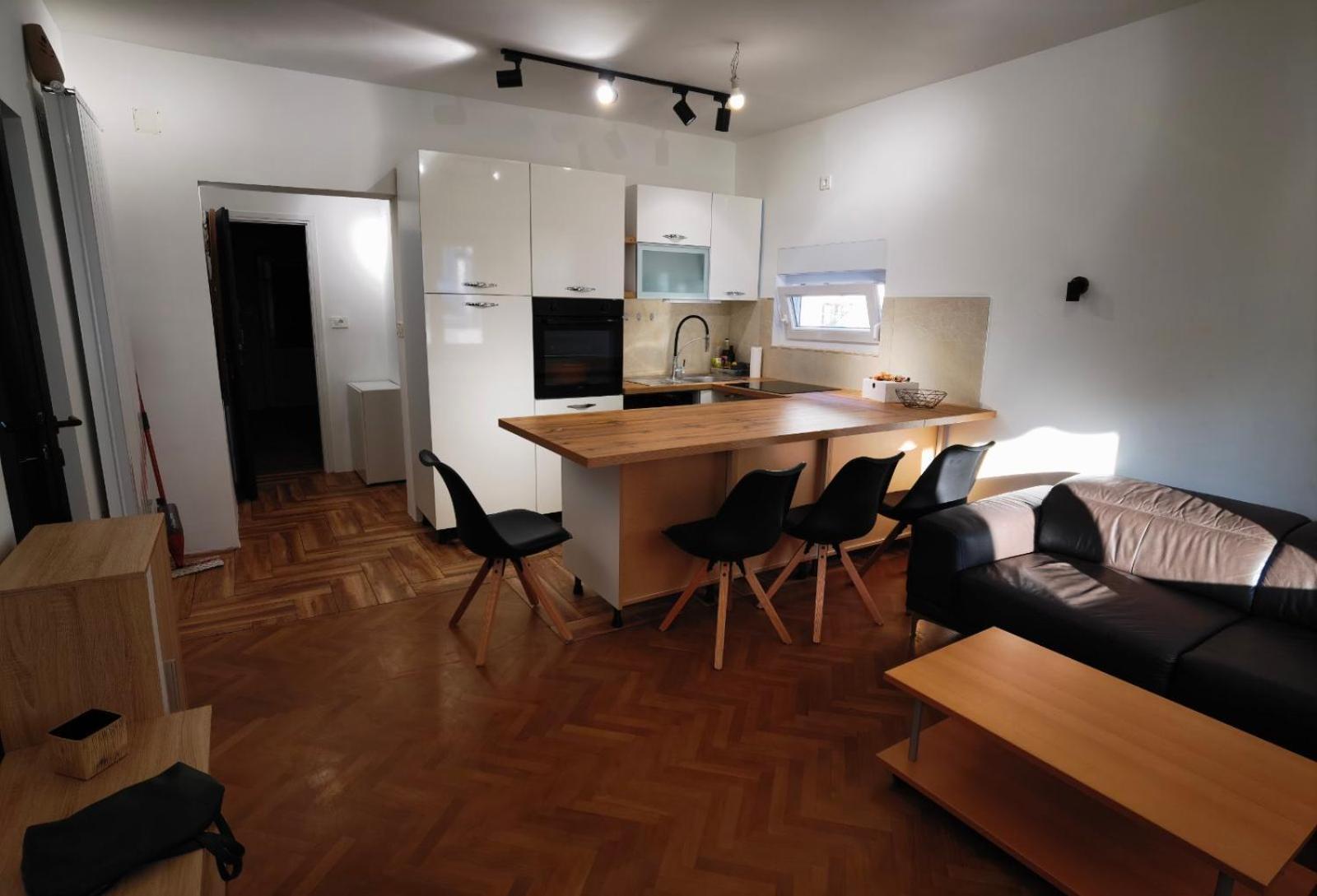 Apartments Dijana Supetarska Draga Luaran gambar